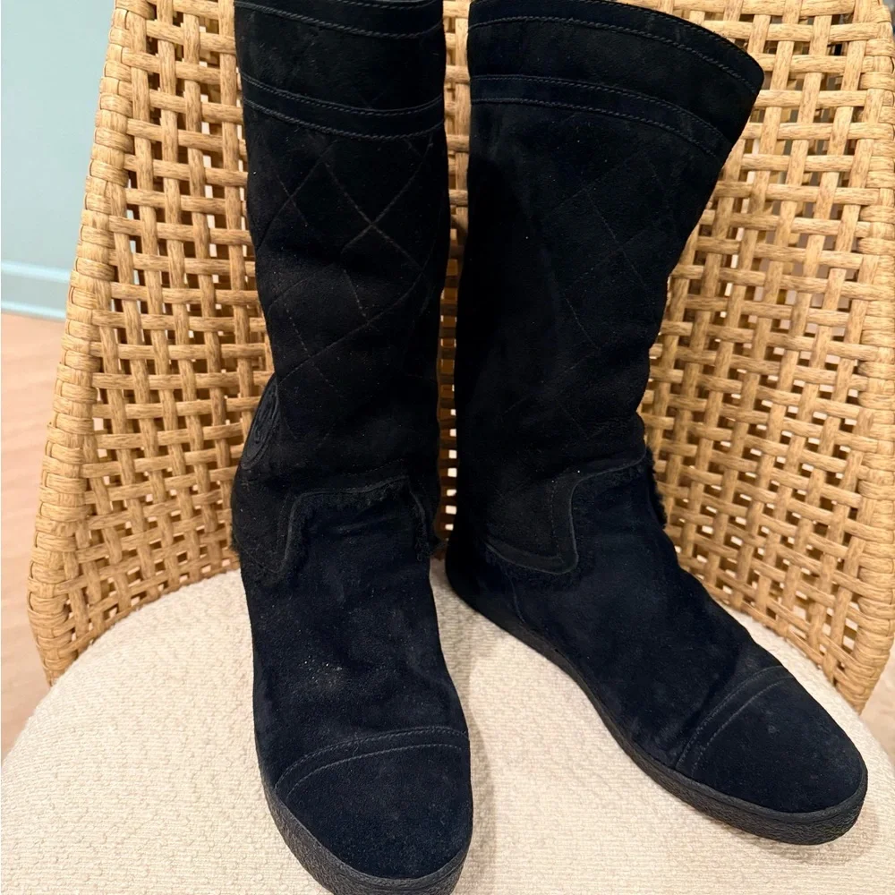 CHANEL Black Suede Mid-Calf CC Logo Boots - Picture 7 of 7